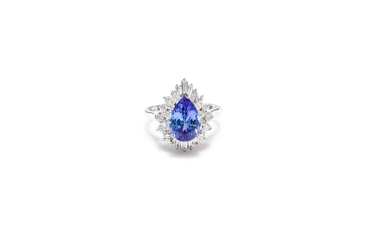 2.83ct Tanzanite & Diamond Ring