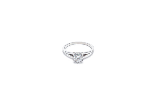 Harin Moissanite Ring